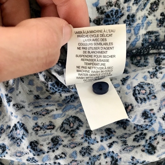 3/$20 Lila Rose Blue Patterned Long Sleeve Tunic Top - Picture 6 of 6